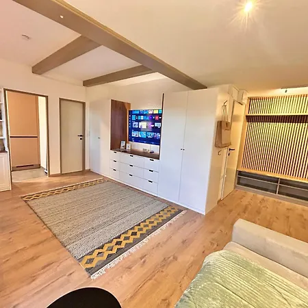 Apartmán Wolke7 Bytilly - Familienfreundliches Alpenzuhause Mit Hallenbad, Balkon & Panoramablick Hoch Oben Auf Der Gerlitzen Treffen