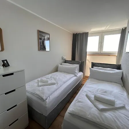 Apartmán Wolke7 Bytilly - Familienfreundliches Alpenzuhause Mit Hallenbad, Balkon & Panoramablick Hoch Oben Auf Der Gerlitzen