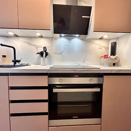 Apartmán Wolke7 Bytilly - Familienfreundliches Alpenzuhause Mit Hallenbad, Balkon & Panoramablick Hoch Oben Auf Der Gerlitzen