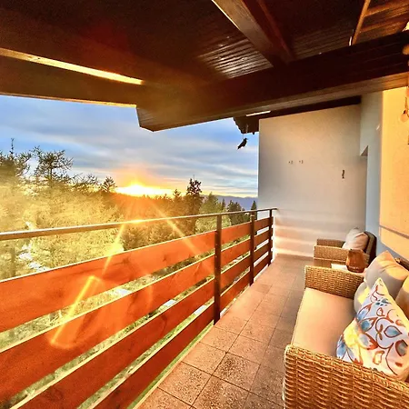 Apartmán Wolke7 Bytilly - Familienfreundliches Alpenzuhause Mit Hallenbad, Balkon & Panoramablick Hoch Oben Auf Der Gerlitzen