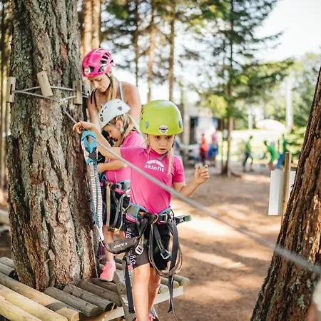 Apartment Wolke7 Bytilly - Im Skigebiet Gerlitzen Auf 1500m Seehöhe - Familienfreundliche 3 - Hallenbad Im Haus - Moderne Küche Mit Vollausstattung - Balkon - Traumhafte Aussicht über Ganz Kärnten - Himmlisch Bequeme Boxspringbetten