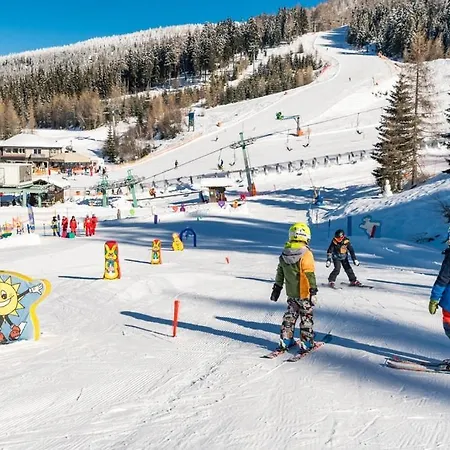 Wolke7 Bytilly - Familienfreundliches Alpenzuhause Mit Hallenbad, Balkon & Panoramablick Hoch Oben Auf Der Gerlitzen Apartmán *