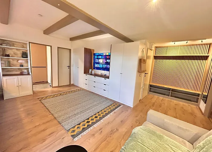 Apartament Wolke7 Bytilly - Familienfreundliches Alpenzuhause Mit Hallenbad, Balkon & Panoramablick Hoch Oben Auf Der Gerlitzen Treffen am Ossiacher See