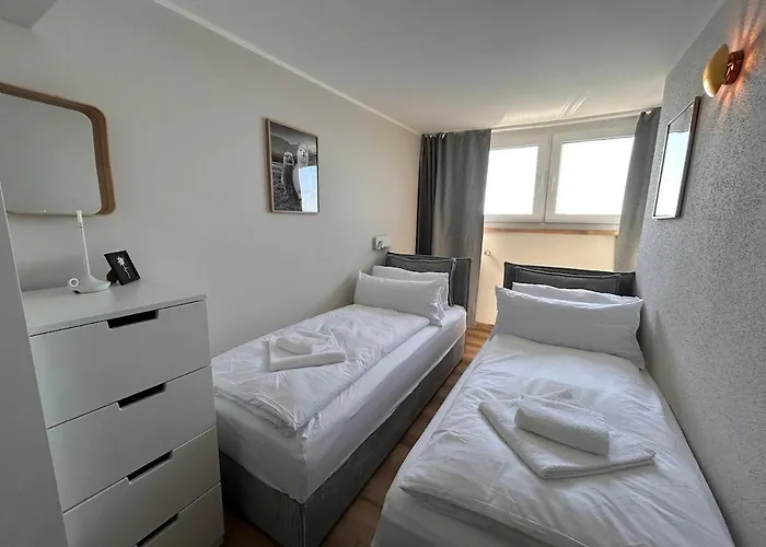 Apartament Wolke7 Bytilly - Familienfreundliches Alpenzuhause Mit Hallenbad, Balkon & Panoramablick Hoch Oben Auf Der Gerlitzen