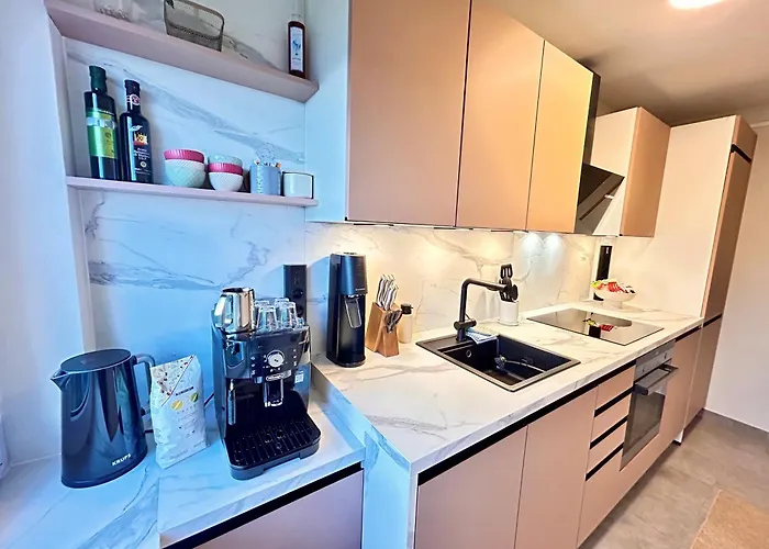 Wolke7 Bytilly - Familienfreundliches Alpenzuhause Mit Hallenbad, Balkon & Panoramablick Hoch Oben Auf Der Gerlitzen Apartament *