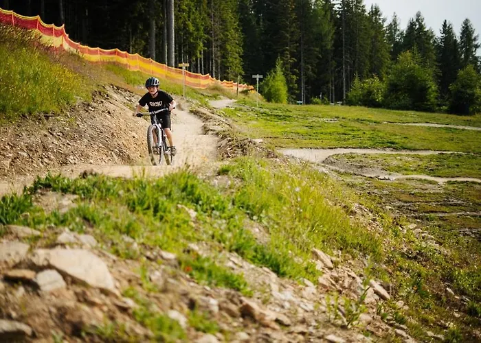 Wolke7 Bytilly - Familienfreundliches Alpenzuhause Mit Hallenbad, Balkon & Panoramablick Hoch Oben Auf Der Gerlitzen Apartament Treffen am Ossiacher See